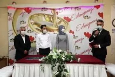 Vali Uçar nikah şahidi oldu Vali Uçar nikah şahidi oldu