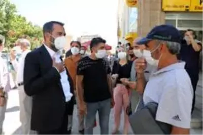 Koronavirüs denetimlerine damga vuran diyalog! Vali'nin teklifini 'Misafirim var' diyerek reddetti Koronavirüs denetimlerine damga vuran diyalog! Vali'nin teklifini 'Misafirim var' diyerek reddetti