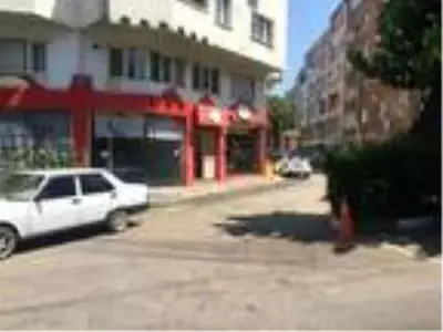 Yeğeninin hakaret ettiği iddiasıyla hemşire ablasını 9 yerinden bıçakladı Yeğeninin hakaret ettiği iddiasıyla hemşire ablasını 9 yerinden bıçakladı