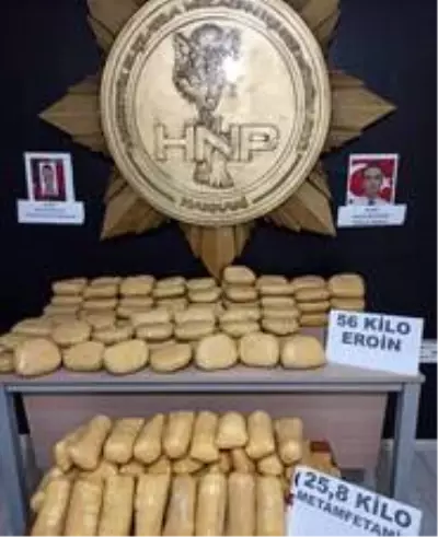 Yüksekova'da 81 kilo 800 gram uyuşturucu ele geçirildi Yüksekova'da 81 kilo 800 gram uyuşturucu ele geçirildi