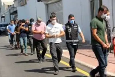 Adana'da muvazzaf askerlere FETÖ operasyonu Adana'da muvazzaf askerlere FETÖ operasyonu