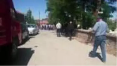 Ağabeyi tarafından öldürülen 8 yaşındaki Seyit Taha son yolculuğuna uğurlandı Ağabeyi tarafından öldürülen 8 yaşındaki Seyit Taha son yolculuğuna uğurlandı