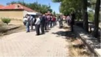 Antalya'da ağabeyinin öldürdüğü çocuğun cenazesi Yozgat'ta toprağa verildi Antalya'da ağabeyinin öldürdüğü çocuğun cenazesi Yozgat'ta toprağa verildi