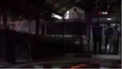 Balkondan düşen yaşlı adam hayatını kaybetti Balkondan düşen yaşlı adam hayatını kaybetti