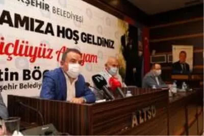 Başkan Böcek, Alanyalı Hal ve Ulaşım esnafı ile buluştu Başkan Böcek, Alanyalı Hal ve Ulaşım esnafı ile buluştu