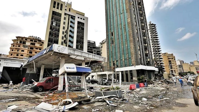 Beyrut'u kana bulayan patlamayla ilgili 16 kişi gözaltına alındı