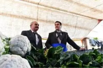 Bursa'nın en büyük çiftçi pazarı kuruluyor Bursa'nın en büyük çiftçi pazarı kuruluyor
