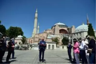 Son dakika haberi... Cumhurbaşkanı Erdoğan: 'TL'nin yerli yerine oturacağına inanıyorum' Son dakika haberi... Cumhurbaşkanı Erdoğan: 'TL'nin yerli yerine oturacağına inanıyorum'