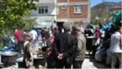 Düğünlerde her türlü yemek ve ikramlan yasaklandı Düğünlerde her türlü yemek ve ikramlan yasaklandı