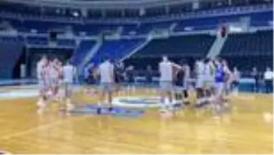 Fenerbahçe Beko, parkeye indi Fenerbahçe Beko, parkeye indi