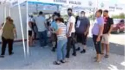 Gurbetçilerin dönüş yolunda Kapıkule'de PCR testi yoğunluğu Gurbetçilerin dönüş yolunda Kapıkule'de PCR testi yoğunluğu