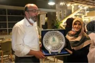 KİHMED, başarıyı ödüllendirdi KİHMED, başarıyı ödüllendirdi