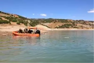 Kodu düşen baraj gölünde 'Gülistan' seferberliği Kodu düşen baraj gölünde 'Gülistan' seferberliği