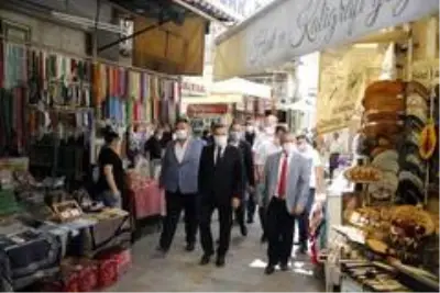 Konak'ta tam saha Covid-19 denetimi Konak'ta tam saha Covid-19 denetimi