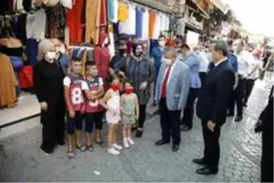 Konak'ta tam saha Covid-19 denetimi Konak'ta tam saha Covid-19 denetimi