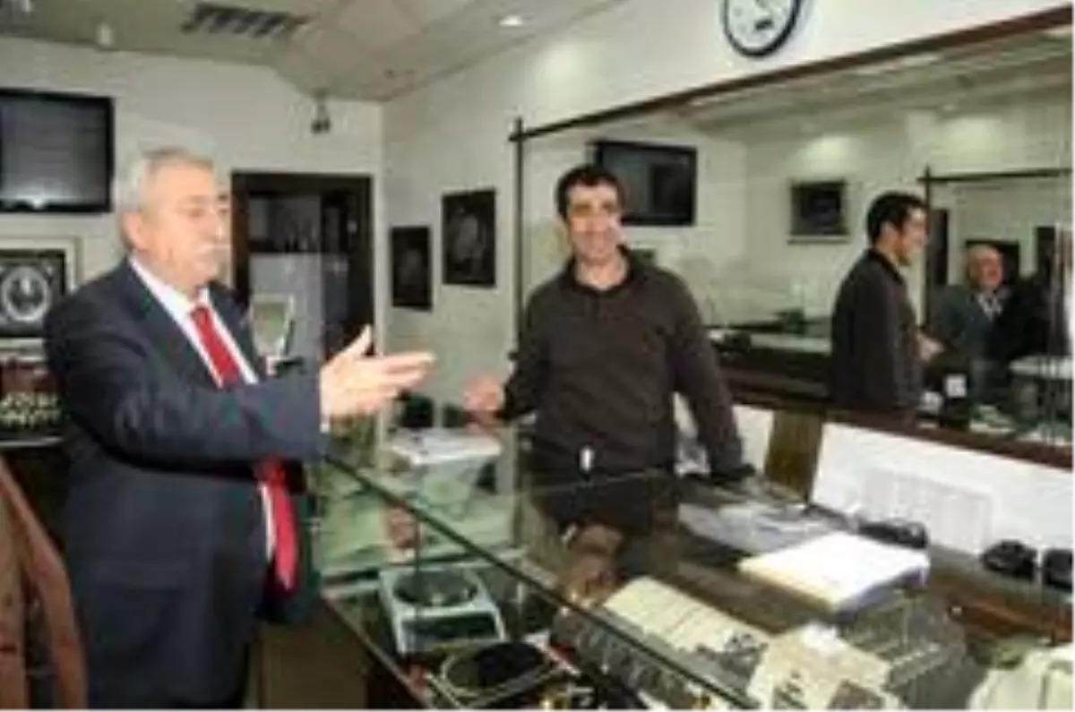 Palandöken: 'Altın kuyumcu esnafından alınır'