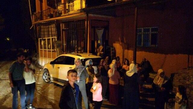 Son Dakika: Bitlis'te 4.6 büyüklüğünde deprem meydana geldi Son Dakika: Bitlis'te 4.6 büyüklüğünde deprem meydana geldi