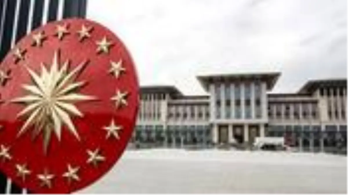 Son Dakika: Cumhurbaşkanlığı'ndan Bakan Albayrak'a destek: Ekonomimizin çarkları dönüyor