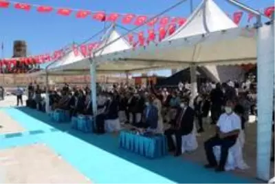 Türkiye'nin ilk Ay Yıldız camisi cuma namazıyla ibadete açıldı Türkiye'nin ilk Ay Yıldız camisi cuma namazıyla ibadete açıldı