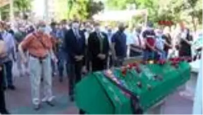 USTA TİYATROCU ÜSTÜN ASUTAY SON YOLCULUĞUNA UĞURLANDI 2-Aktüel USTA TİYATROCU ÜSTÜN ASUTAY SON YOLCULUĞUNA UĞURLANDI 2-Aktüel