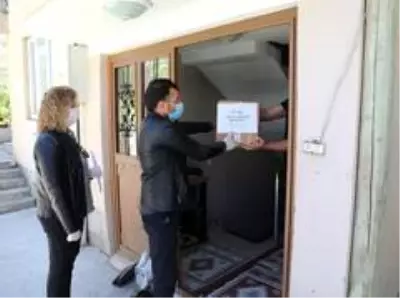 Van Büyükşehir Belediyesi sosyal yardımlarla 30 bin aileye ulaştı Van Büyükşehir Belediyesi sosyal yardımlarla 30 bin aileye ulaştı
