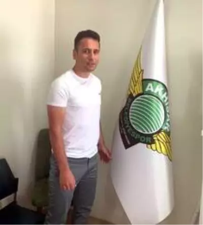 Akhisarspor'da Cem Kavçak yuvaya geri döndü Akhisarspor'da Cem Kavçak yuvaya geri döndü