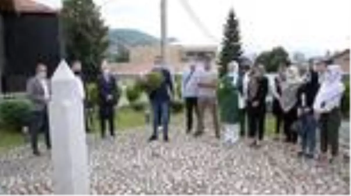 Aliya İzetbegoviç doğumunun 95. yılında dualarla anıldı (1)