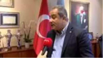 ANKARA Bilim Kurulu Üyesi İlhan 'Vapura koşuş' fotoğrafı sağlık çalışanlarının kalbini kırdı ANKARA Bilim Kurulu Üyesi İlhan 'Vapura koşuş' fotoğrafı sağlık çalışanlarının kalbini kırdı