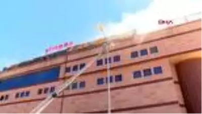 AVM'nin kafeteryasında yangın 1 yaralı-EK AVM'nin kafeteryasında yangın 1 yaralı-EK