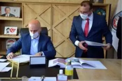 Bakan Karaismailoğlu'na köprülü kavşak talebi Bakan Karaismailoğlu'na köprülü kavşak talebi