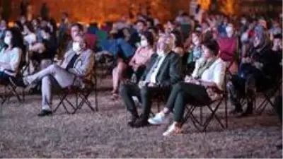 Çalı'da yıldızların altında sinema keyfi Çalı'da yıldızların altında sinema keyfi