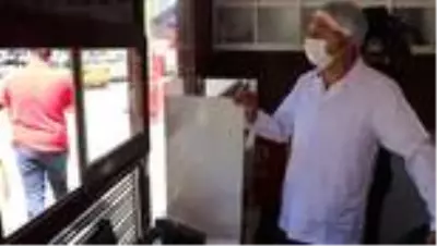Çölyak hastası Kerem'in mektubu üzerine Sivas Belediyesi glutensiz gıda büfesi açtı Çölyak hastası Kerem'in mektubu üzerine Sivas Belediyesi glutensiz gıda büfesi açtı