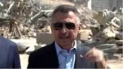 Cumhurbaşkanı Yardımcısı Oktay patlama alanında açıklama yaptı (3) Cumhurbaşkanı Yardımcısı Oktay patlama alanında açıklama yaptı (3)