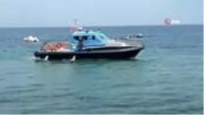 Denize girdikten sonra arkadaşına haber vermeden evine giden adamın boğulduğu sanılınca polis... Denize girdikten sonra arkadaşına haber vermeden evine giden adamın boğulduğu sanılınca polis...