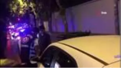 İstanbul'da gelin arabası dahil 3 araca ceza yazıldı İstanbul'da gelin arabası dahil 3 araca ceza yazıldı