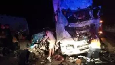 Kendi düğünü için Muş'a gidiyordu, kazada hayatını kaybetti Kendi düğünü için Muş'a gidiyordu, kazada hayatını kaybetti