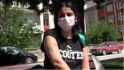 Kız kardeşler belediye otobüsünde dövüldü Kız kardeşler belediye otobüsünde dövüldü