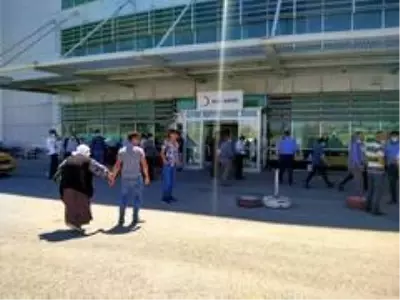 Kuaföre giden gelin trafik kazasında hayatını kaybetti Kuaföre giden gelin trafik kazasında hayatını kaybetti