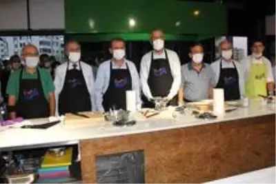 Son dakika haberleri: Lütfi Elvan'dan makarna şov Son dakika haberleri: Lütfi Elvan'dan makarna şov