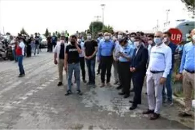 Manisa'daki mobilya fabrikasındaki yangın tamamen söndürüldü Manisa'daki mobilya fabrikasındaki yangın tamamen söndürüldü