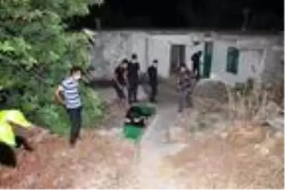 'Ne yapıyor bir bakayım' diye gitti, kardeşinin cansız bedeniyle karşılaştı 'Ne yapıyor bir bakayım' diye gitti, kardeşinin cansız bedeniyle karşılaştı