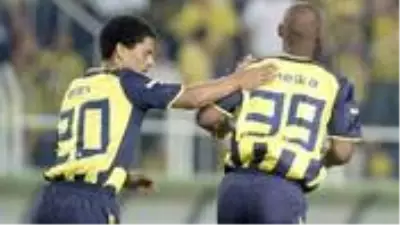 Nicolas Anelka Dan Fenerbahce Taraftarina Belgesel Aciklamasi Goruntuleri Netflix Kesti Spor