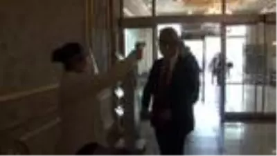 Nişan ve düğün törenleri mercek altında Nişan ve düğün törenleri mercek altında