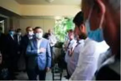 Oktay ve Çavuşoğlu, Lübnan'daki Türk ailelerle buluştu Oktay ve Çavuşoğlu, Lübnan'daki Türk ailelerle buluştu