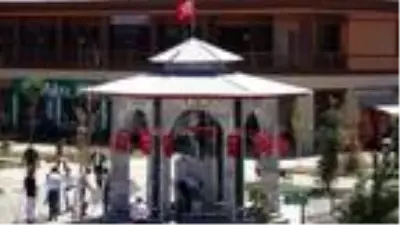 Şehit anısına yaptırılan şadırvanın açılışına şehit yakınları ve gaziler katıldı Şehit anısına yaptırılan şadırvanın açılışına şehit yakınları ve gaziler katıldı