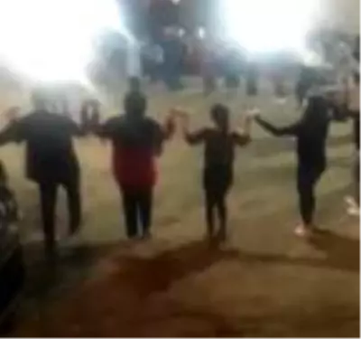 Sivas'ta sosyal mesafesiz ve maskesiz düğün Sivas'ta sosyal mesafesiz ve maskesiz düğün