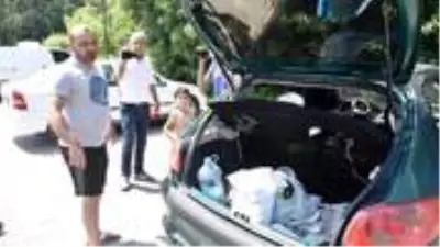 Talihsiz aile tatillerinin ilk saatinde soyuldu Talihsiz aile tatillerinin ilk saatinde soyuldu