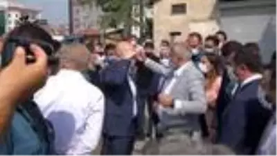 Son dakika haberleri... Ulaştırma ve Altyapı Bakanı Karaismailoğlu, Hayme Ana'nın kabrini ziyaret etti Son dakika haberleri... Ulaştırma ve Altyapı Bakanı Karaismailoğlu, Hayme Ana'nın kabrini ziyaret etti