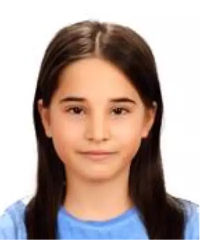 11 yaşındaki Güçlü Bilge, saçlarını kanser hastası çocuklara bağışladı 11 yaşındaki Güçlü Bilge, saçlarını kanser hastası çocuklara bağışladı