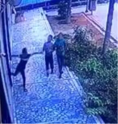 3 çocuk, çaldıkları güvenlik kamerasına yansıdı 3 çocuk, çaldıkları güvenlik kamerasına yansıdı